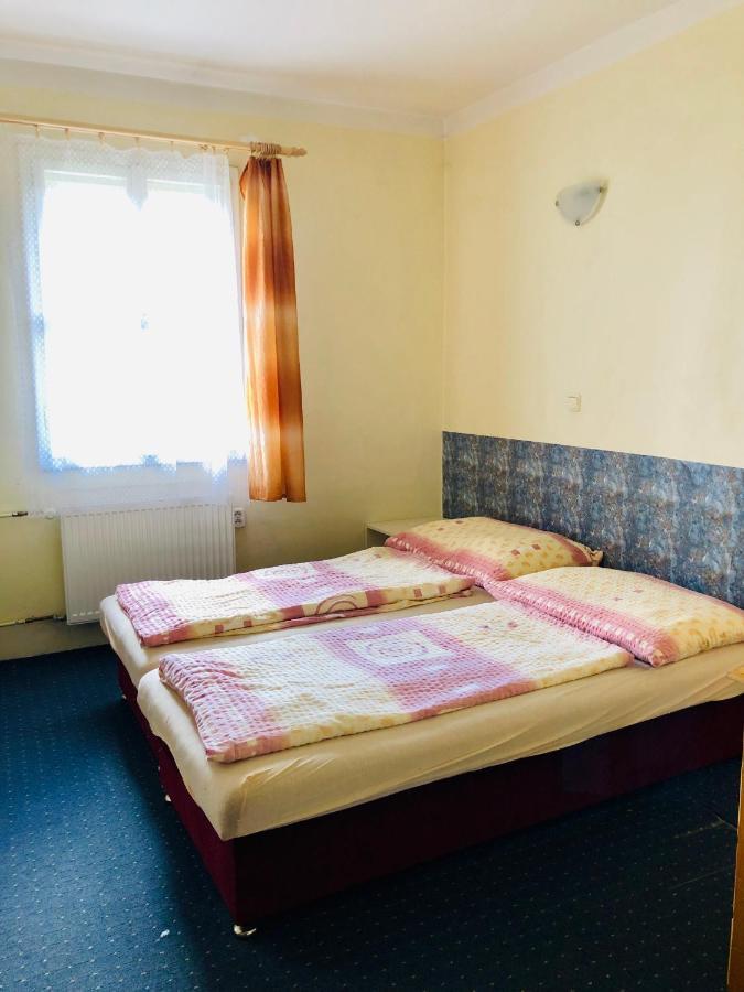 Penzion Horska Chata Svetla Tanvald Extérieur photo